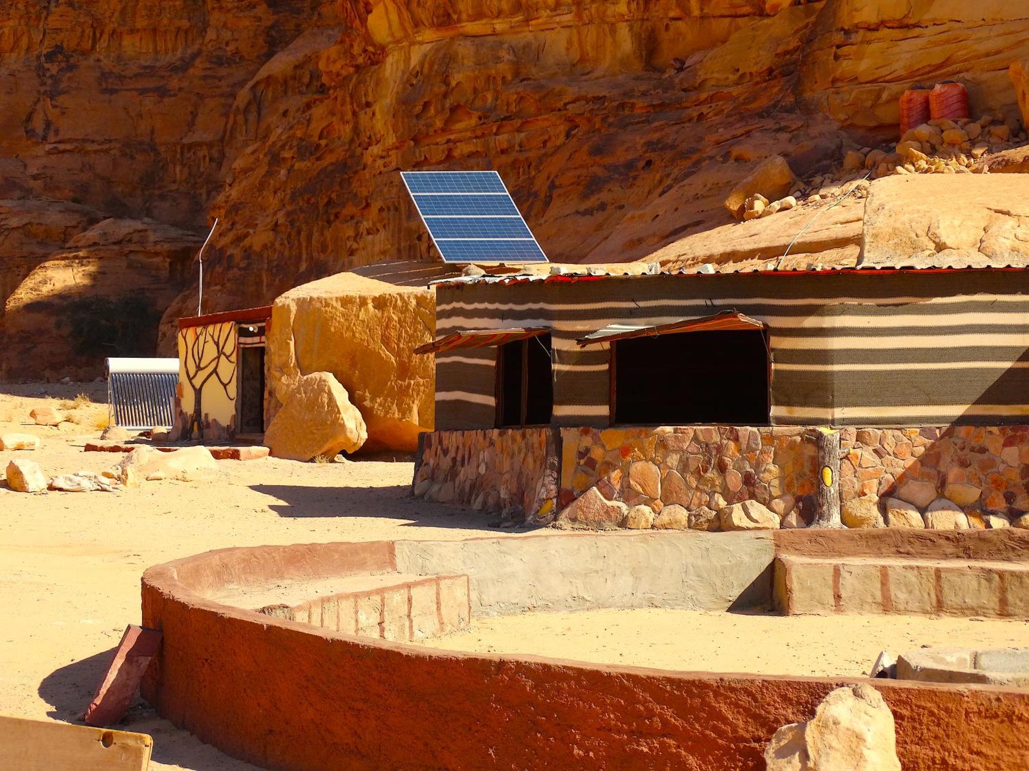 Luxury tent Wadi View Camp Wadi Rum
